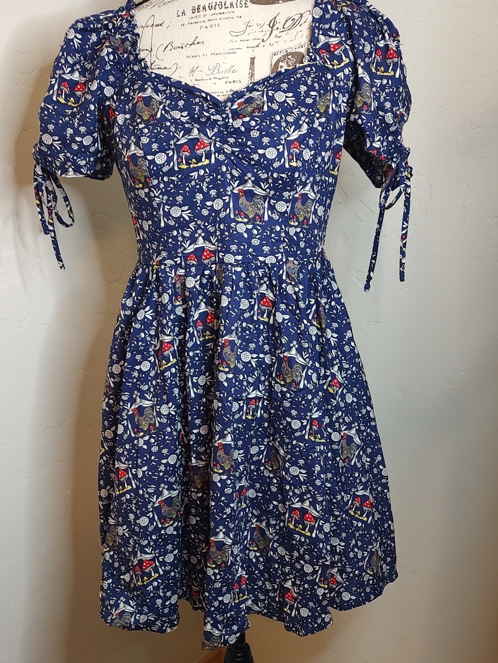 Unique Vintage SZ:6 Mushroom & Rooster Print Farmhouse Cotton Dress Mini